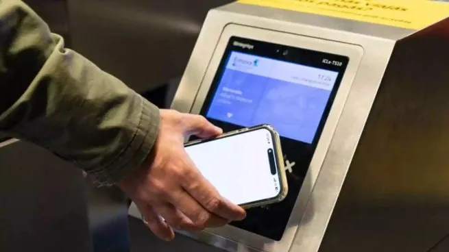 CABA: começou o teste de pagamento com cartões de débito, crédito e NFC em cinco estações de metrô